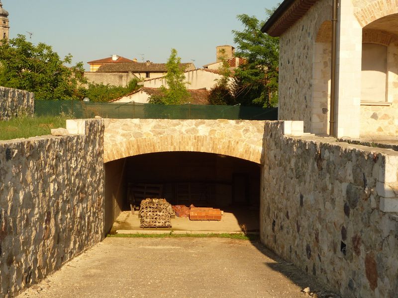 ristrutturazione muri con pietre 